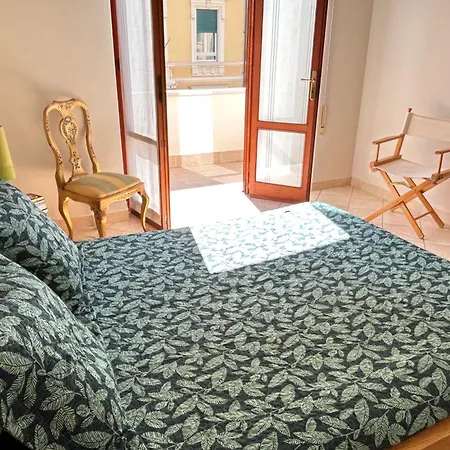Star 200 Mt Dalla E Parcheggio Privato