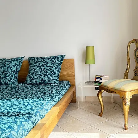 Star 200 Mt Dalla E Parcheggio Privato *