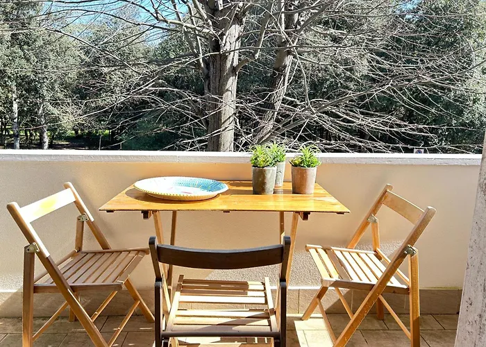 Star 200 Mt Dalla E Parcheggio Privato Viareggio