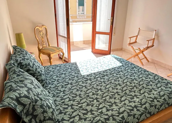 Star 200 Mt Dalla E Parcheggio Privato