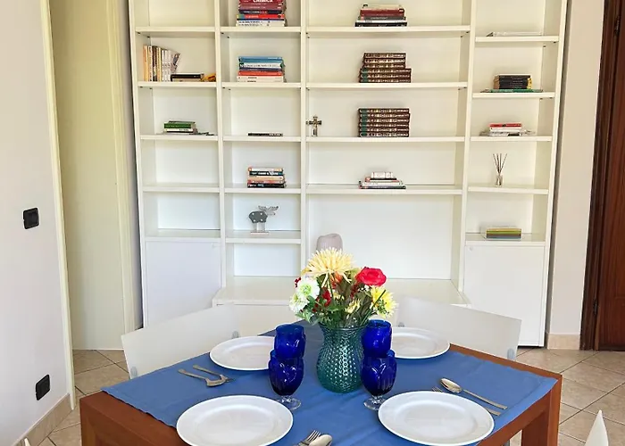 Star 200 Mt Dalla E Parcheggio Privato Viareggio