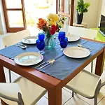 Star 200 Mt Dalla E Parcheggio Privato Apartmán